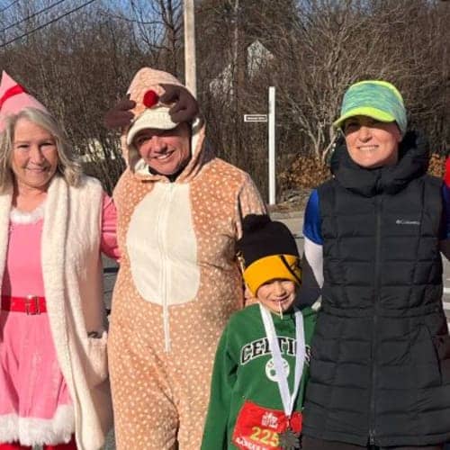 Santa's Toy Trot...2-mile, 4-mile, 6-mile Road Race & Elves Fun Run